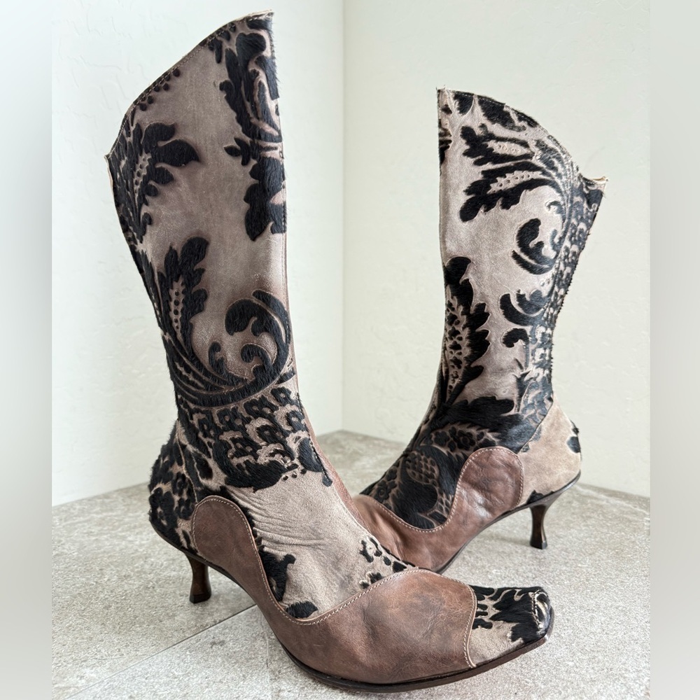 CYDWOQ Brown Leather & Calf Hair Burnout Kitten Heel Boot Size EU 39 1/2 US 9.5